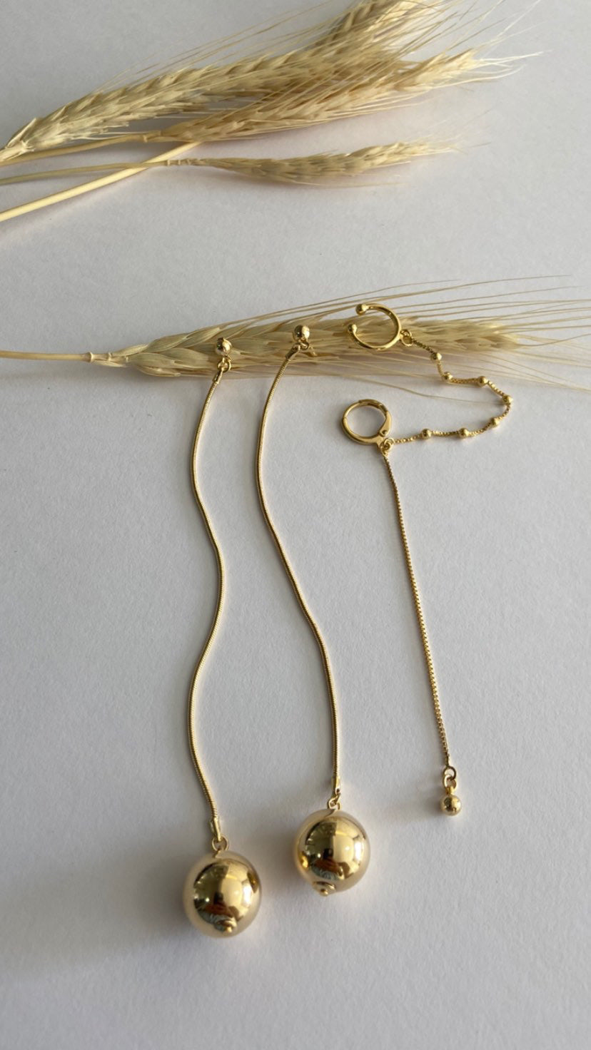 Brinco Linha e Bolinha Dourado