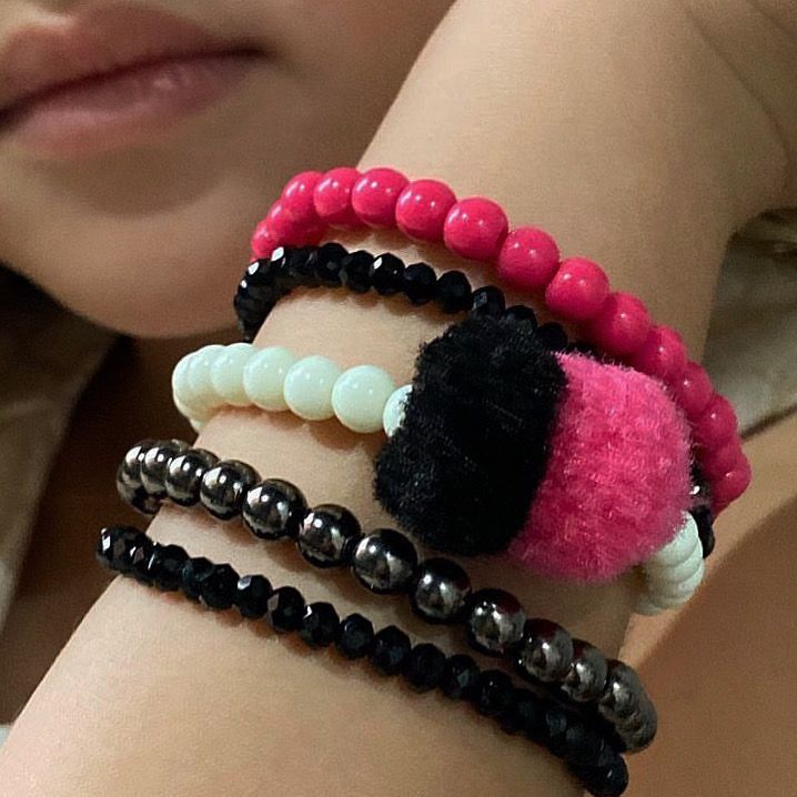 Pulseira Pom Pom Rosa